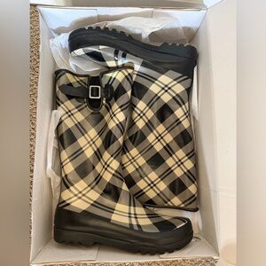 Sperry Black and Tan Plaid Winter Rain Boots Size 10 Women’s